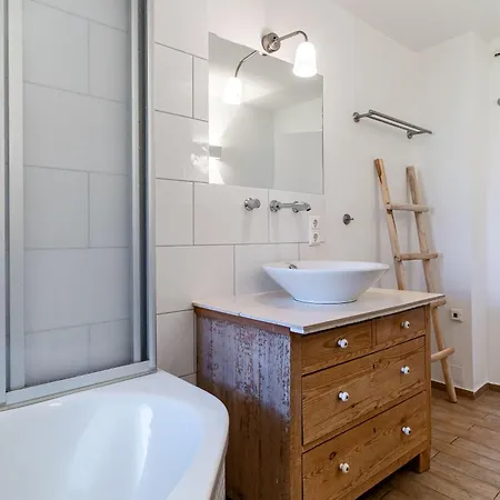 Appartamento Von Ahrentschildt-pestalozzistrasse 29 *